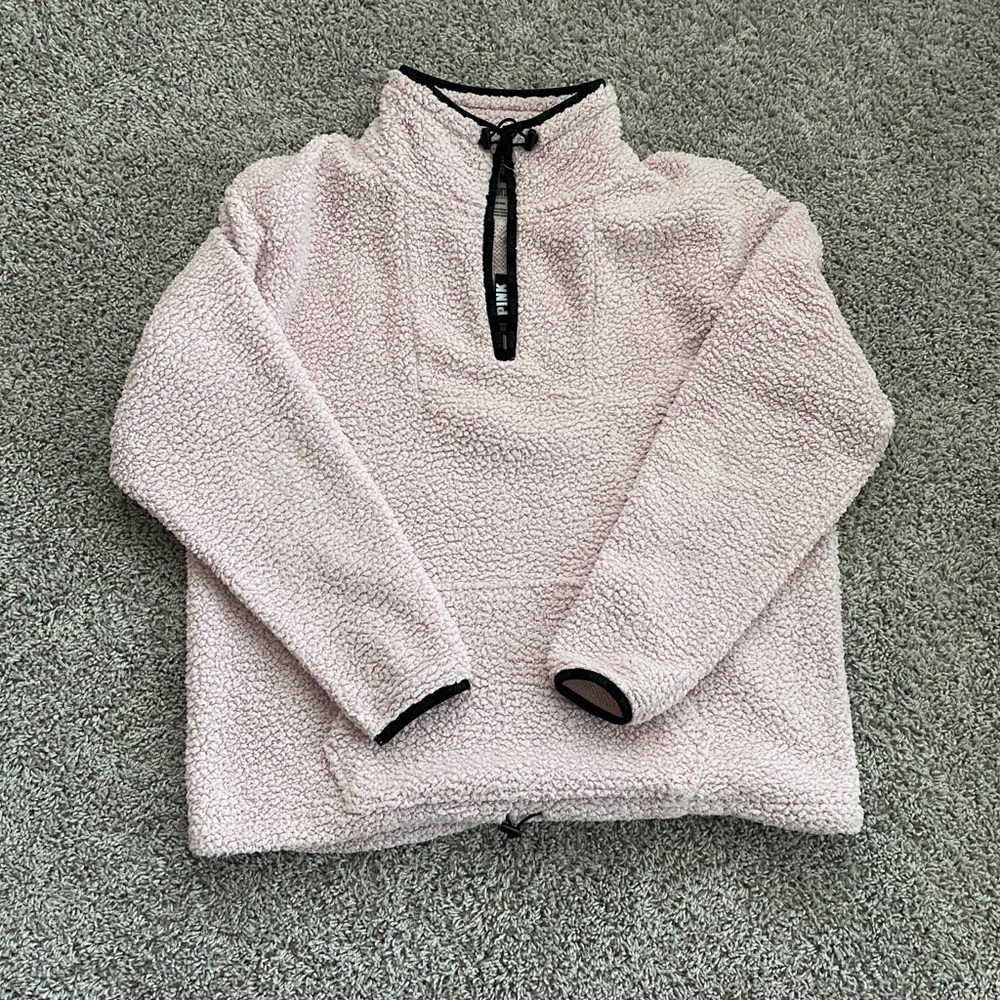VS Pink sherpa
